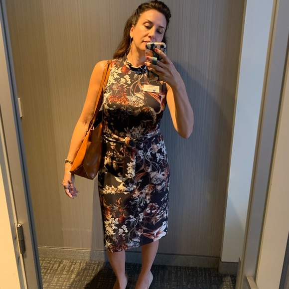 Meet your Posher, Tara - Picture 4 of 6